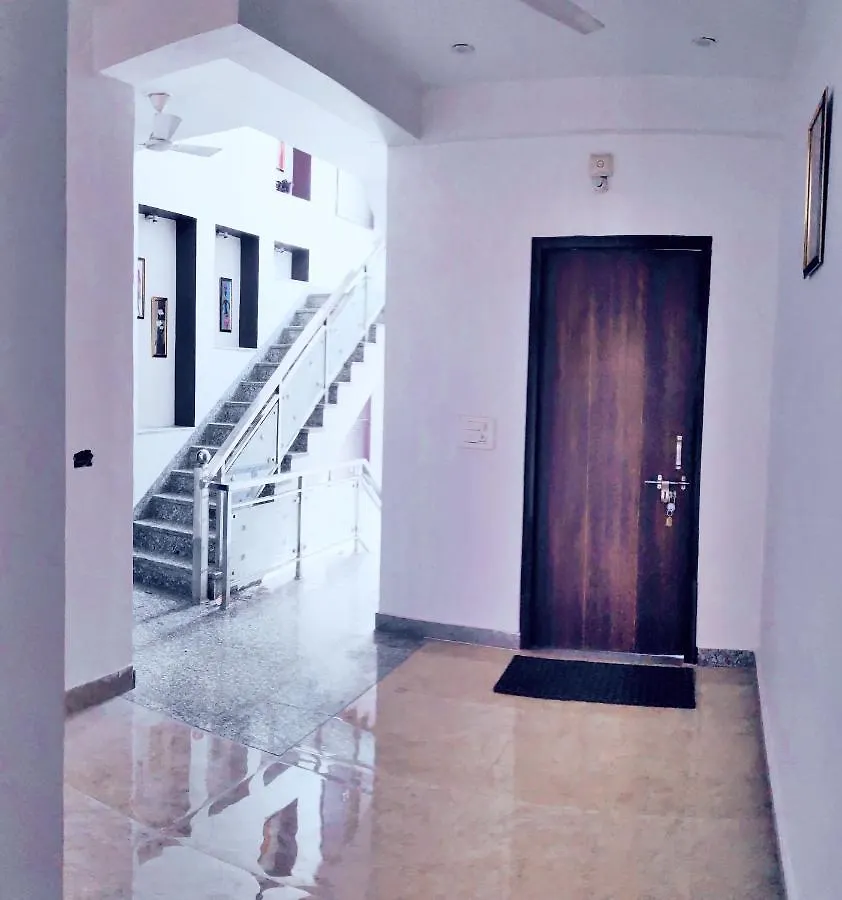 Luxury Taj Homestay, Stay 1Km Walking Distance From Taj Mahal East Gate Agra  Agra (Uttar Pradesh)
