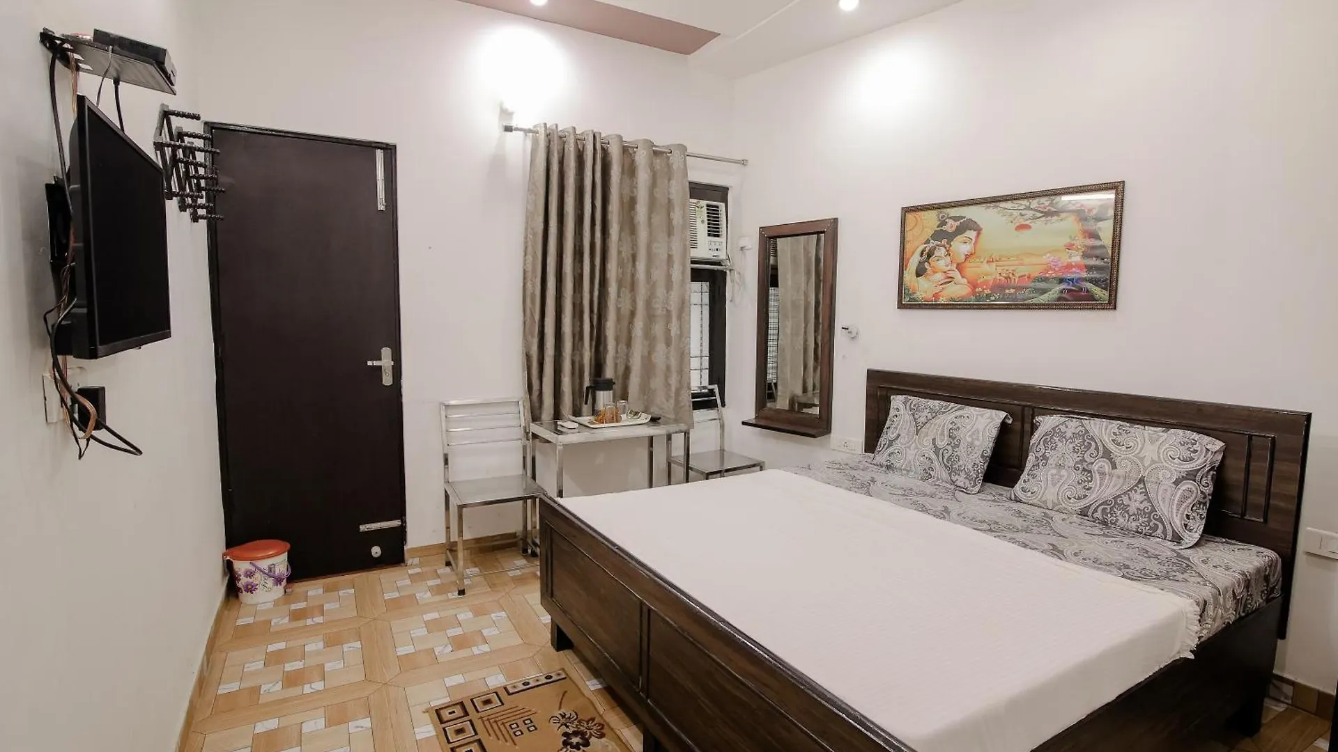 Alojamento de Acomodação e Pequeno-almoço Luxury Taj Homestay, Stay 1Km Walking Distance From Taj Mahal East Gate Agra