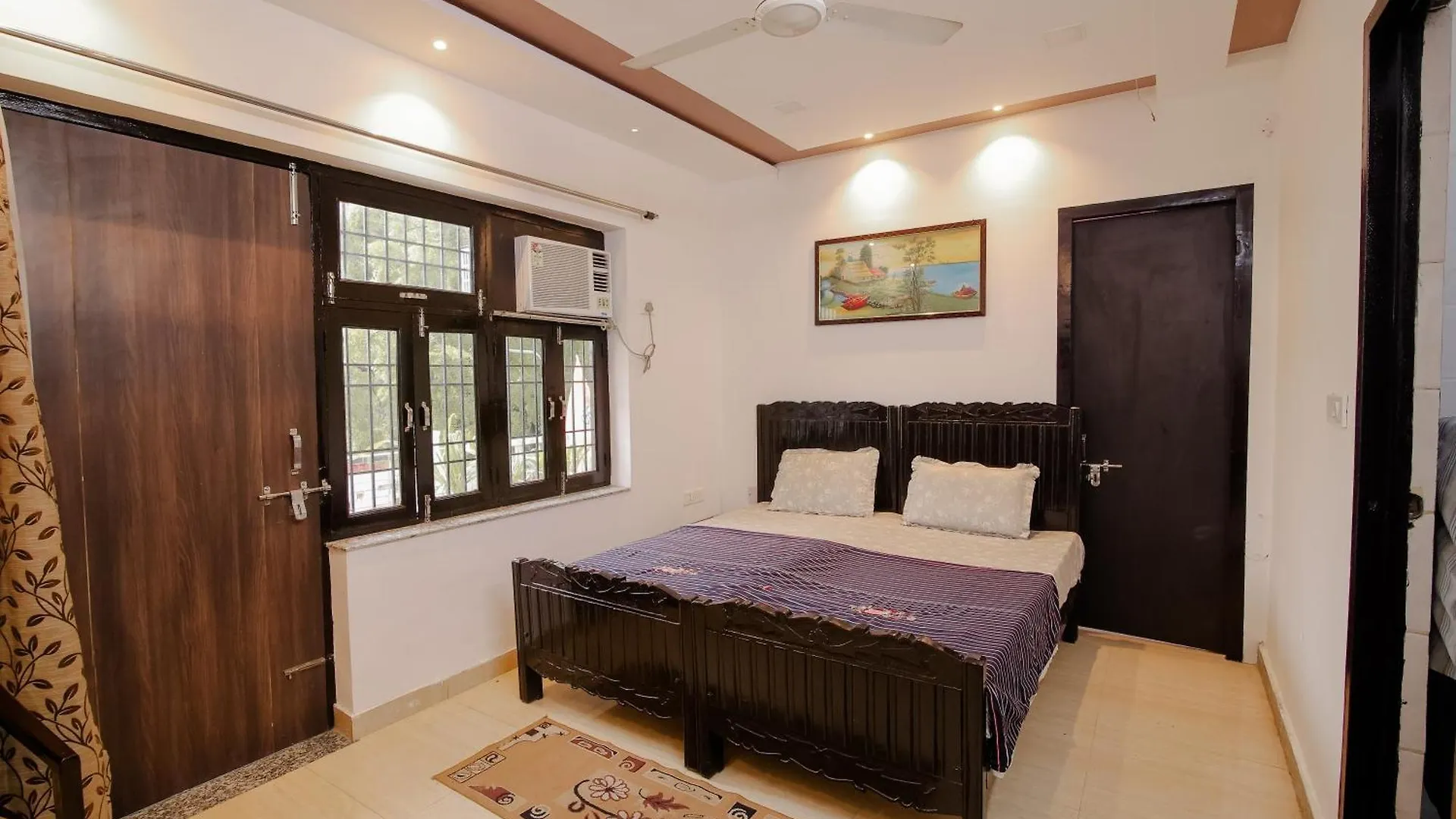 Luxury Taj Homestay, Stay 1Km Walking Distance From Taj Mahal East Gate Agra  0*, Agra (Uttar Pradesh) Índia