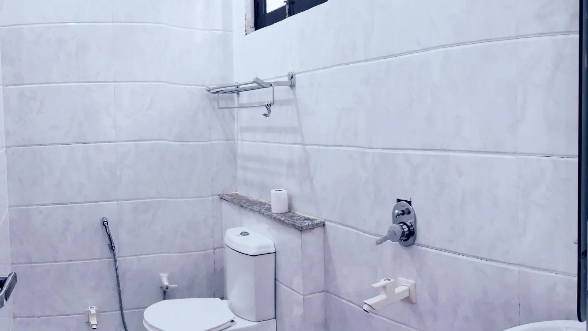 Luxury Taj Homestay, Stay 1Km Walking Distance From Taj Mahal East Gate Agra  Agra (Uttar Pradesh)